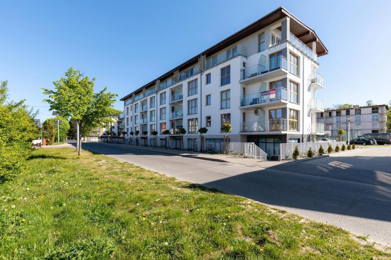 Marine Apartment 9B By Noclegi Renters Дзівнувек Екстер'єр фото