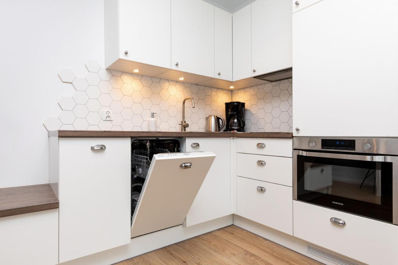 Marine Apartment 9B By Noclegi Renters Дзівнувек Екстер'єр фото